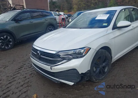 2024 Volkswagen Jetta 1.5T Se z USA, uszkodzony, nr VIN 3VWEM7BU2RM055902